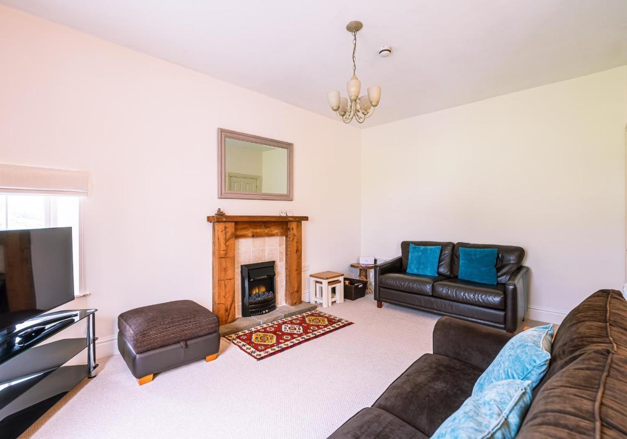 Flat 1, Literary Institute Apartment *